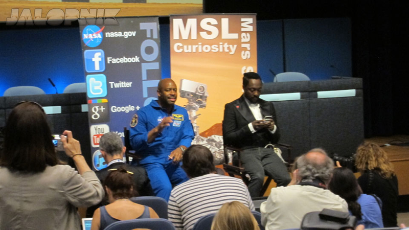Illustration for article titled Live From NASA: Blogging The Curiosity Mars Rover Landing